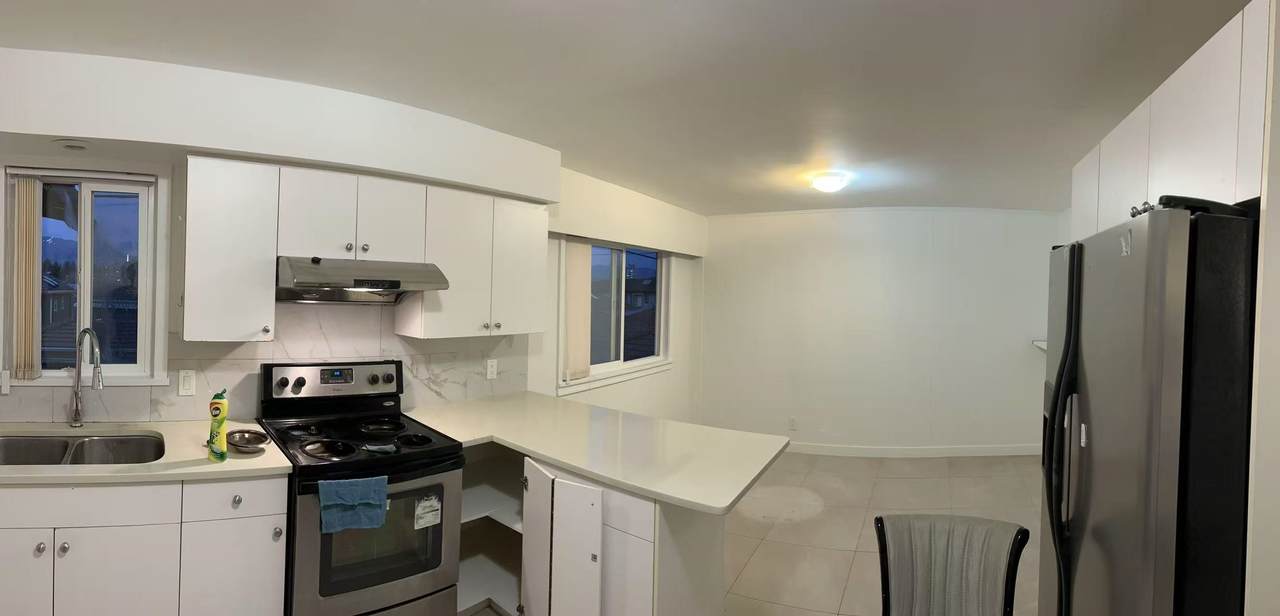 3161 15th Avenue - Photo 1