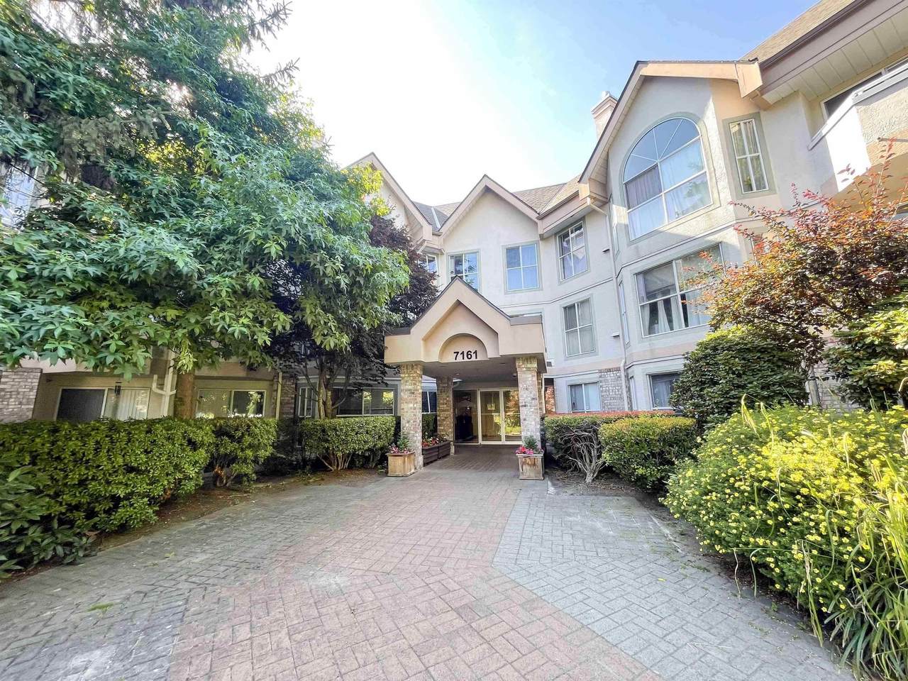 7161 121 Street - Photo 1