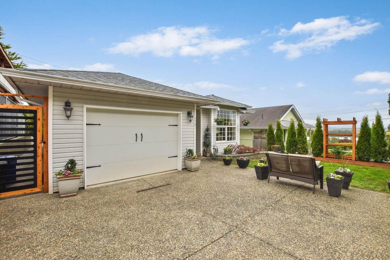 7461 Murray Street - Photo 1