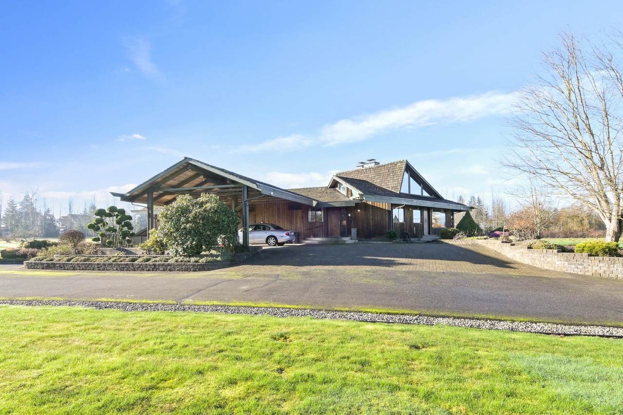 16948 66 Avenue - Photo 1