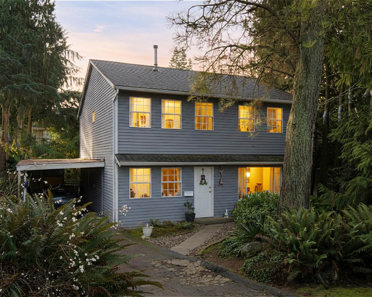 12680 16 Avenue - Photo 1