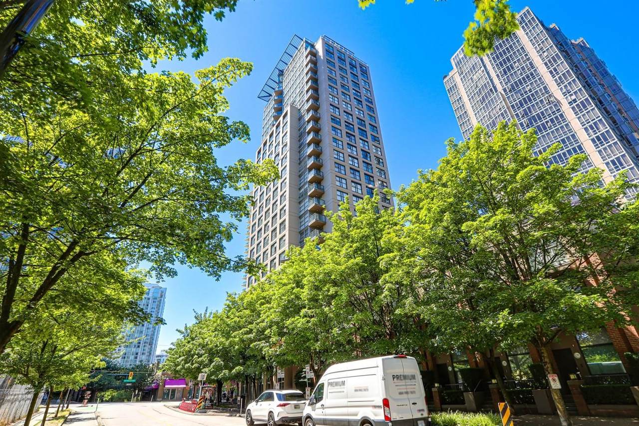989 Beatty Street - Photo 1