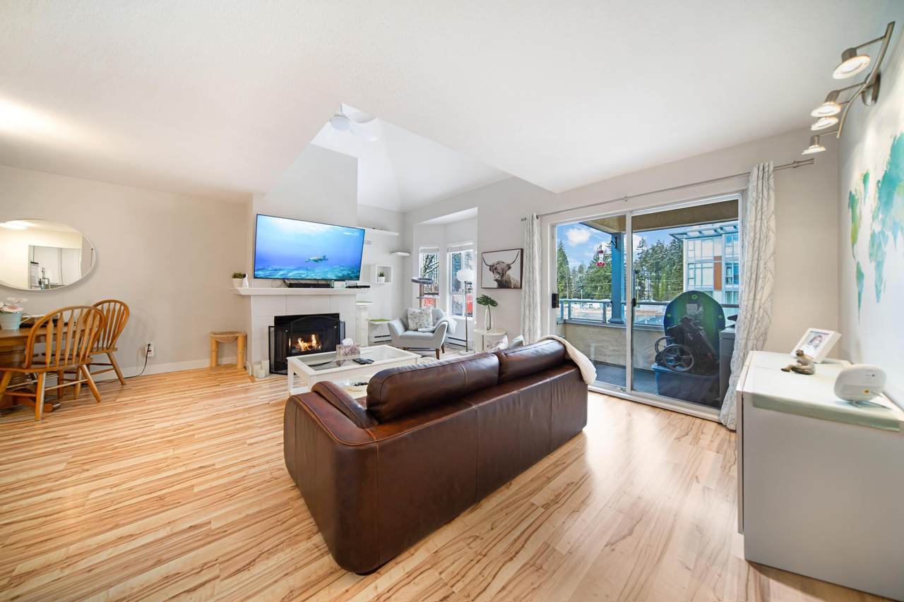 1175 Heffley Crescent - Photo 1