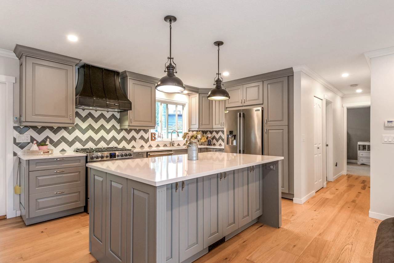 27192 34 Avenue - Photo 1