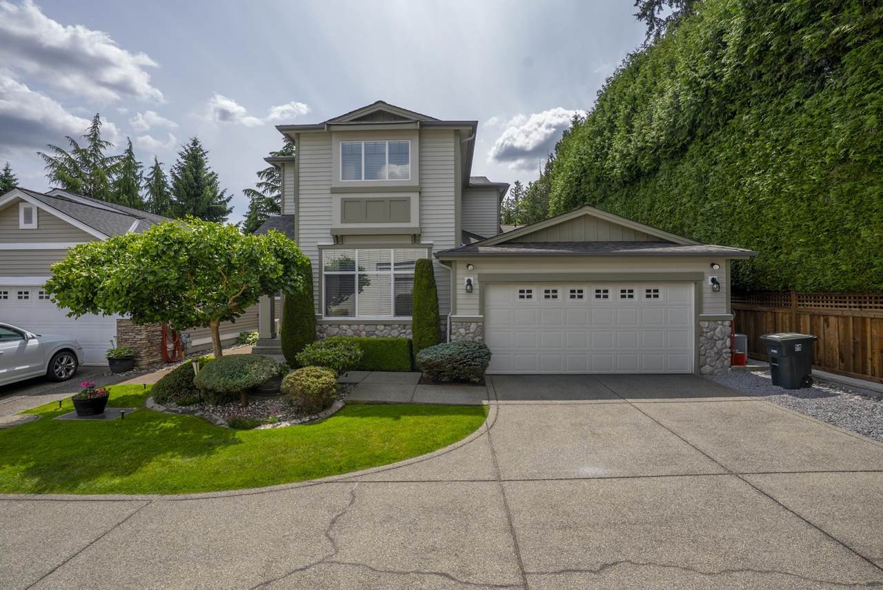 19639 Meadow Gardens Way - Photo 1