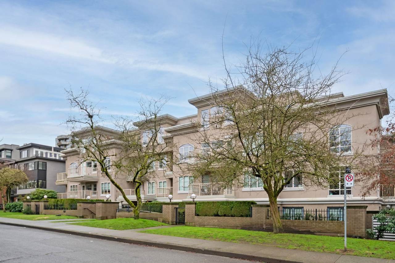 2490 2nd Avenue - Photo 1