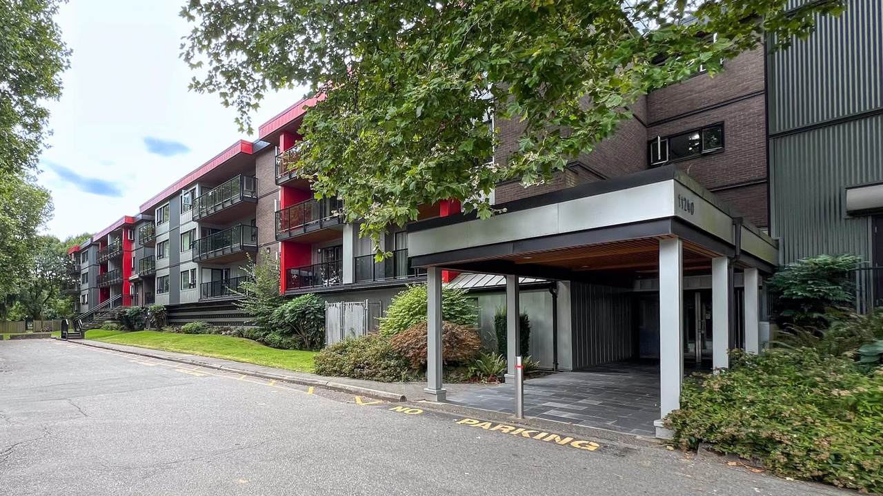 11240 Daniels Road - Photo 1