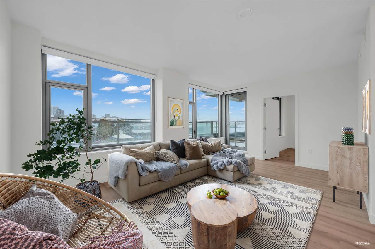 755 Harbourside Drive - Photo 1