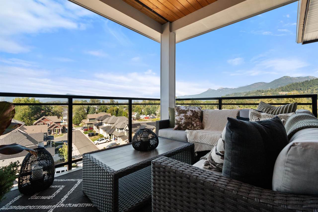 6045 Chilliwack River Road - Photo 1