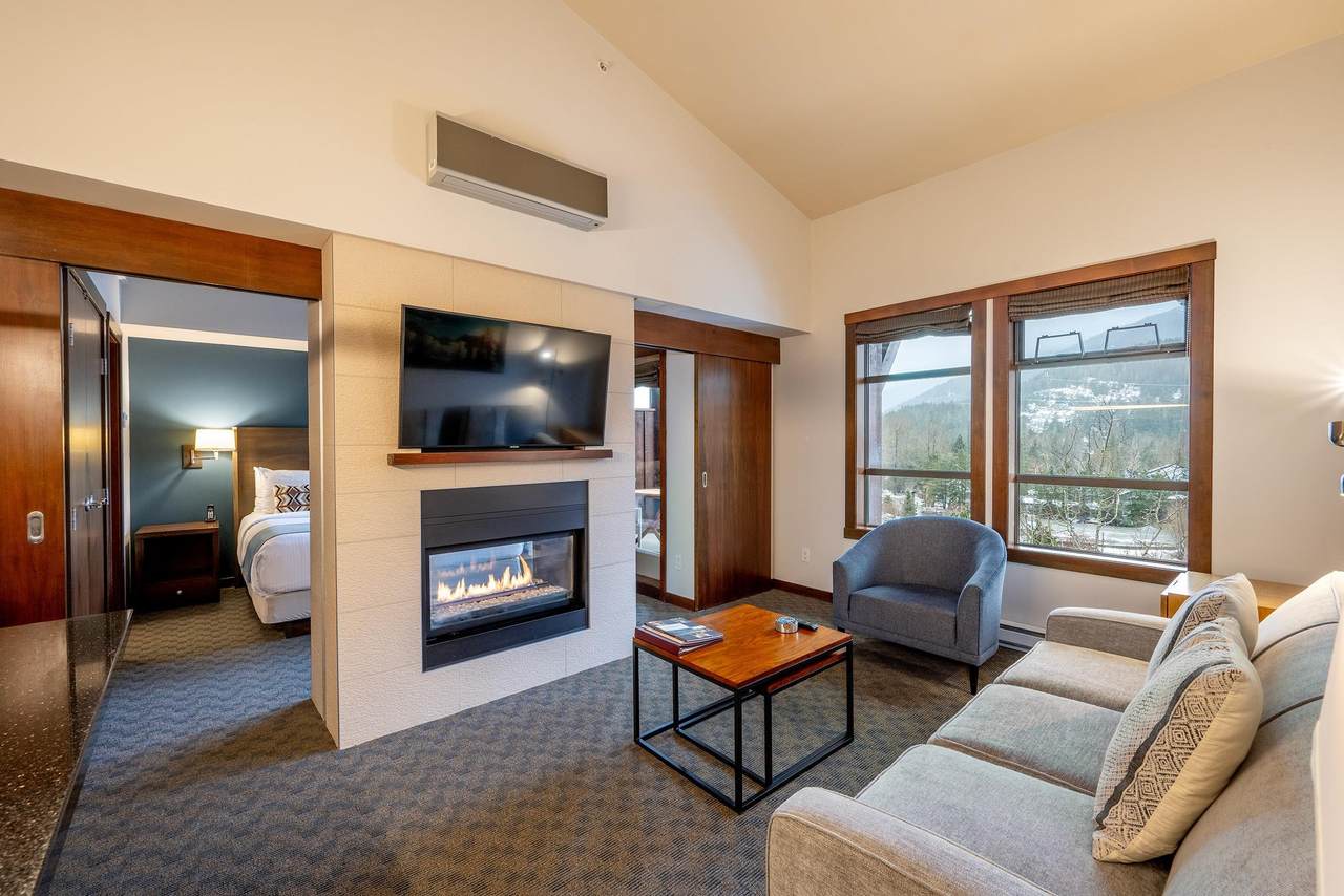 2020 London Lane - Photo 1