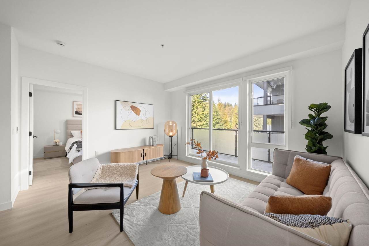 2002 St. George Street - Photo 1