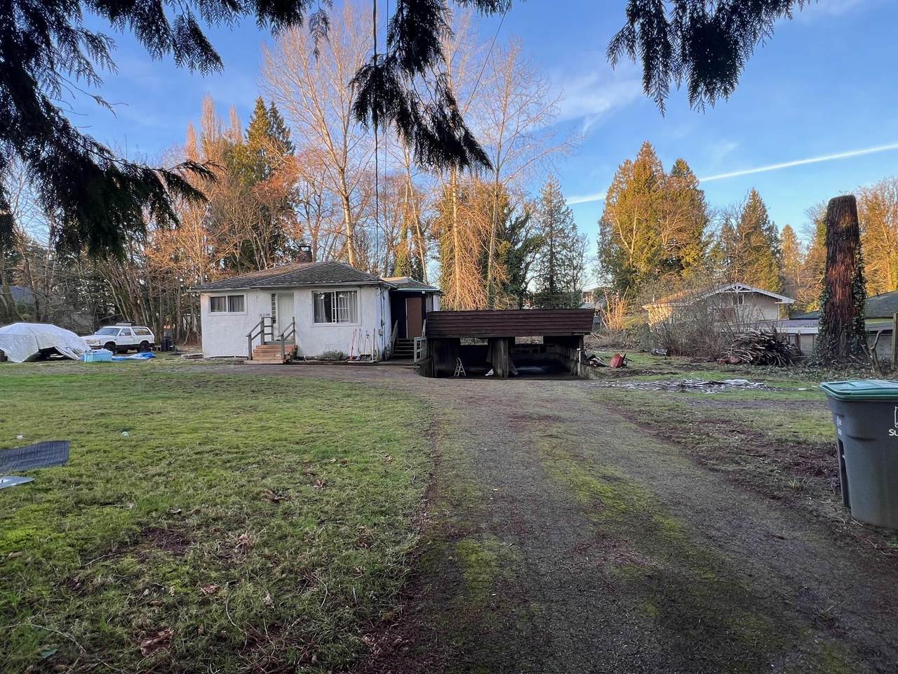 16239 88 Avenue - Photo 1
