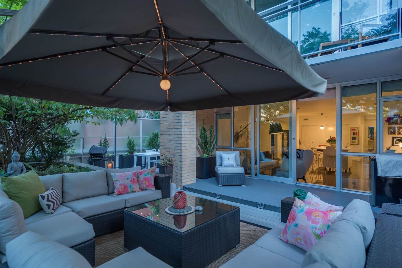 221 Union Street - Photo 1