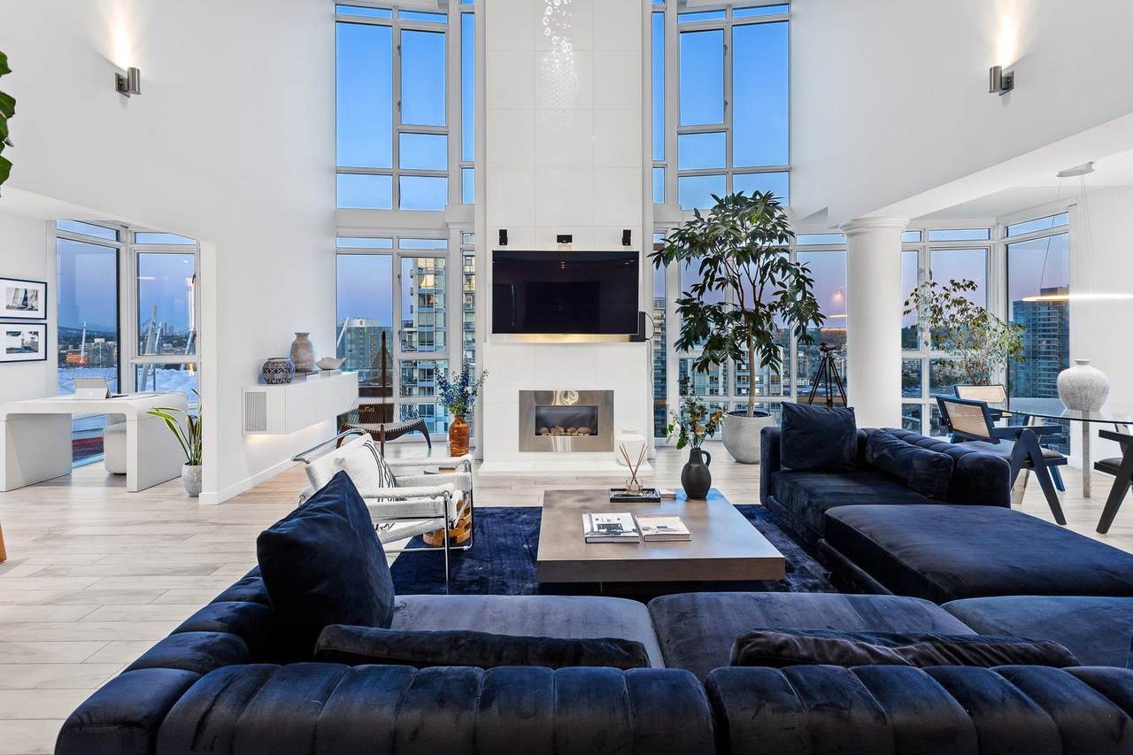 930 Cambie Street - Photo 1