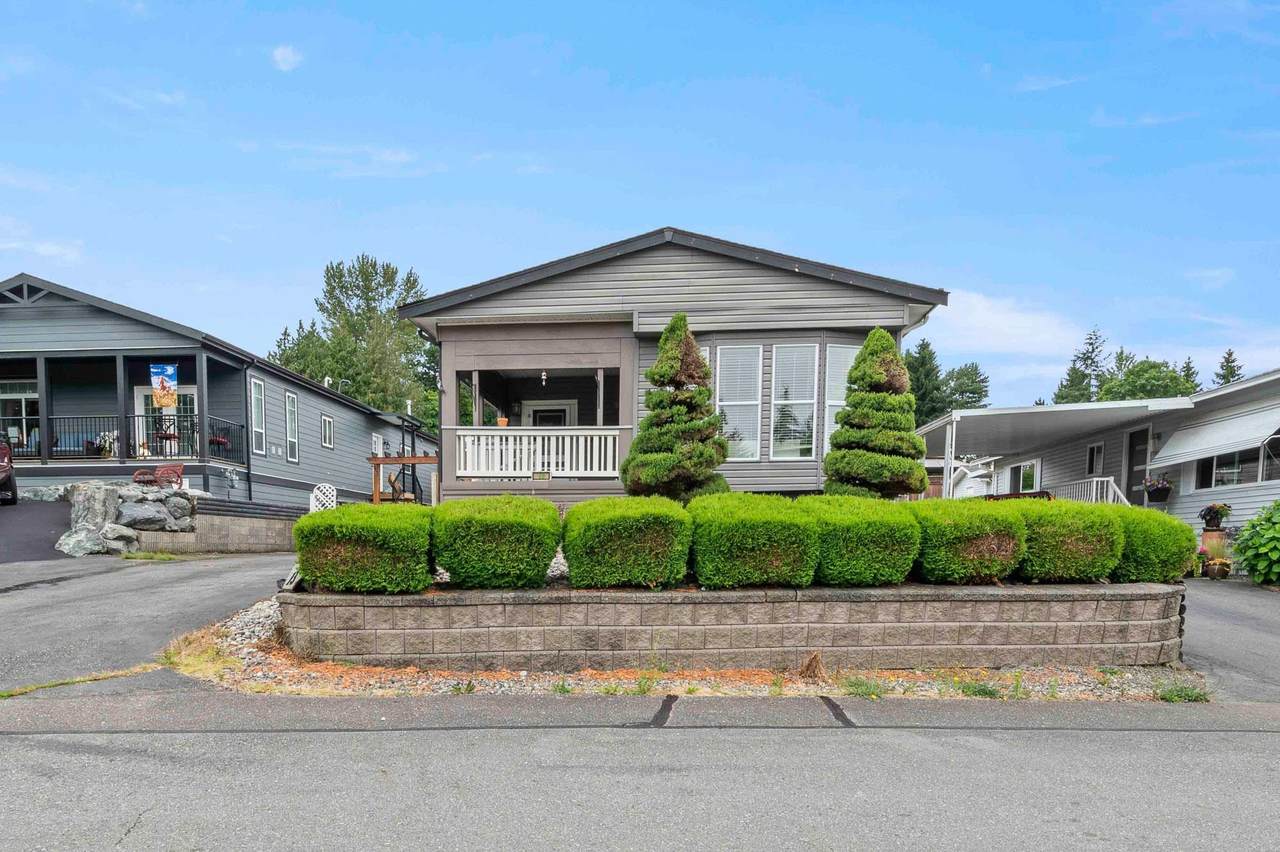 27111 0 Avenue - Photo 1