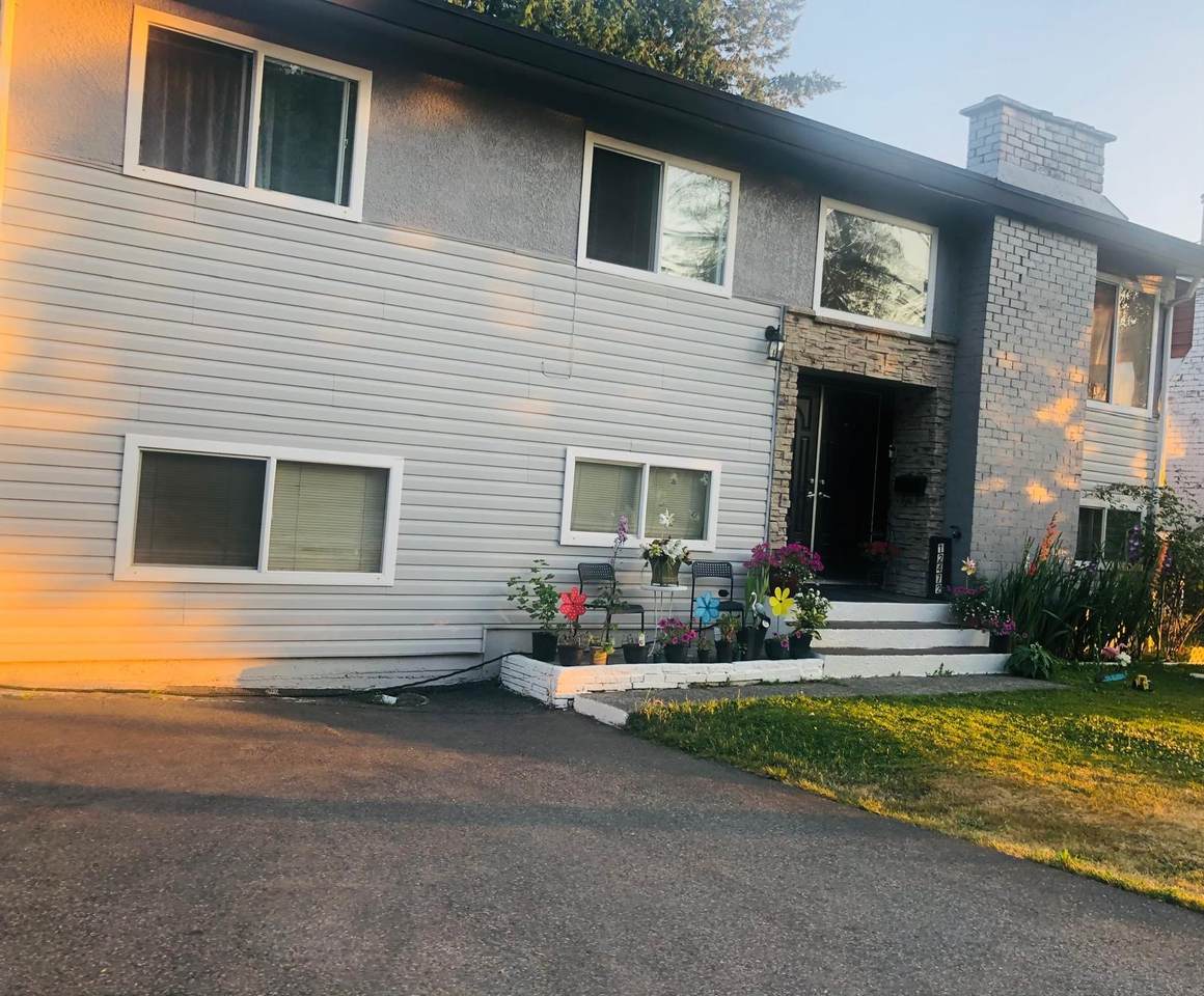 12472 100 Avenue - Photo 1