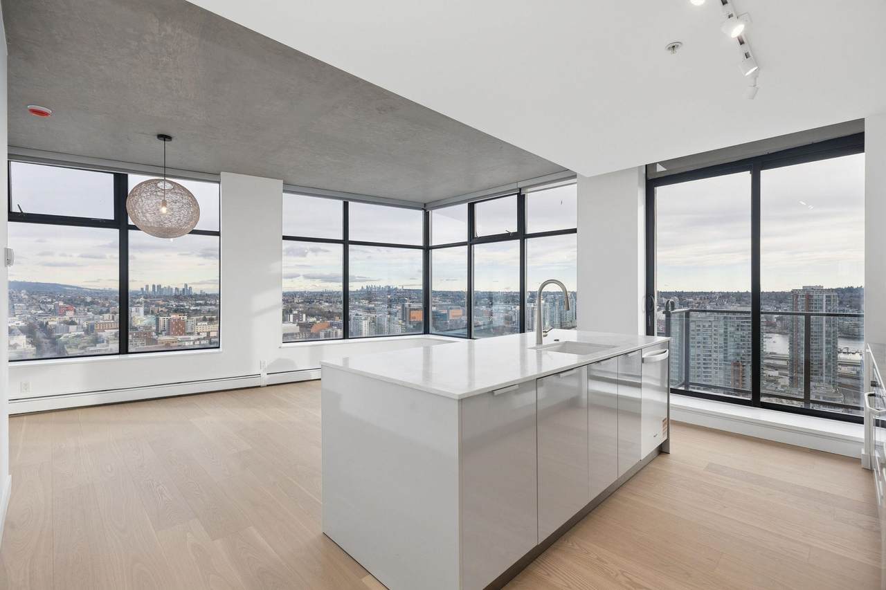 108 Cordova Street - Photo 1