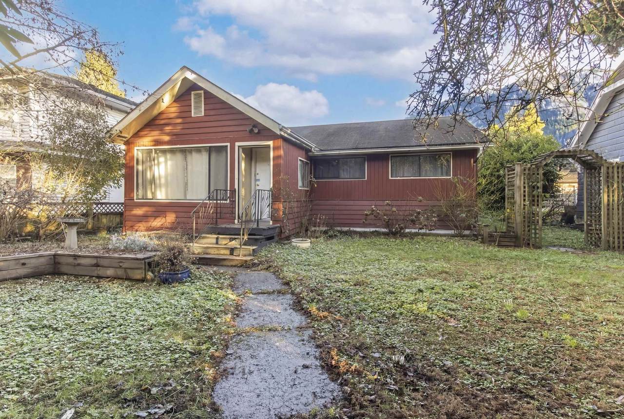37970 Fifth Avenue - Photo 1