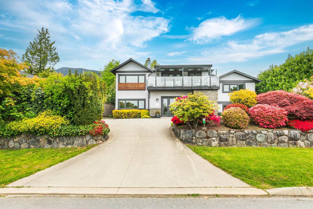 4106 Canterbury Crescent - Photo 1