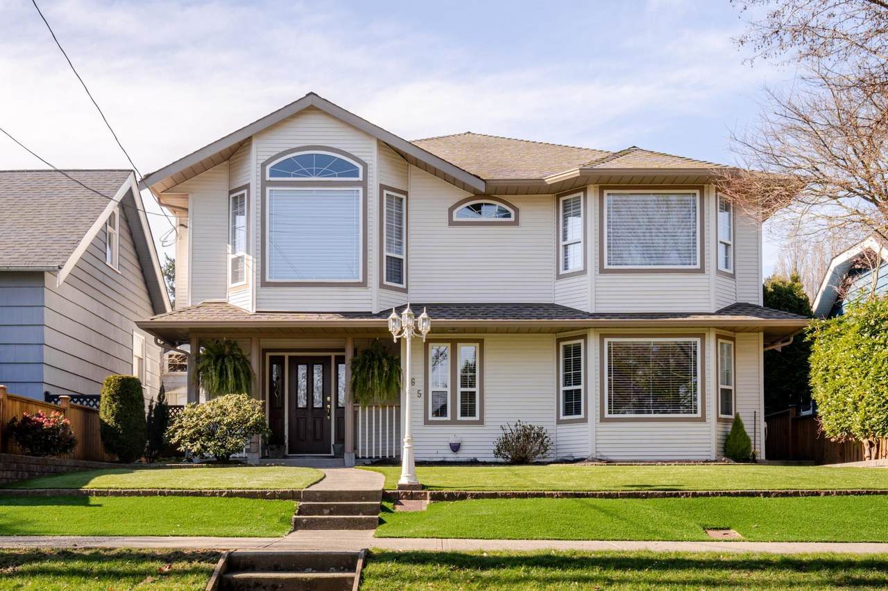 465 Garrett Street - Photo 1