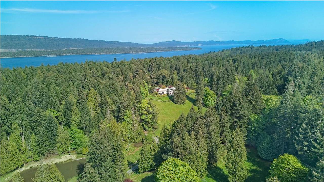 2875 Southey Point Road - Photo 1