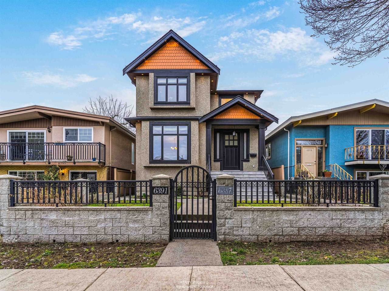 6387 Prince Albert Street - Photo 1