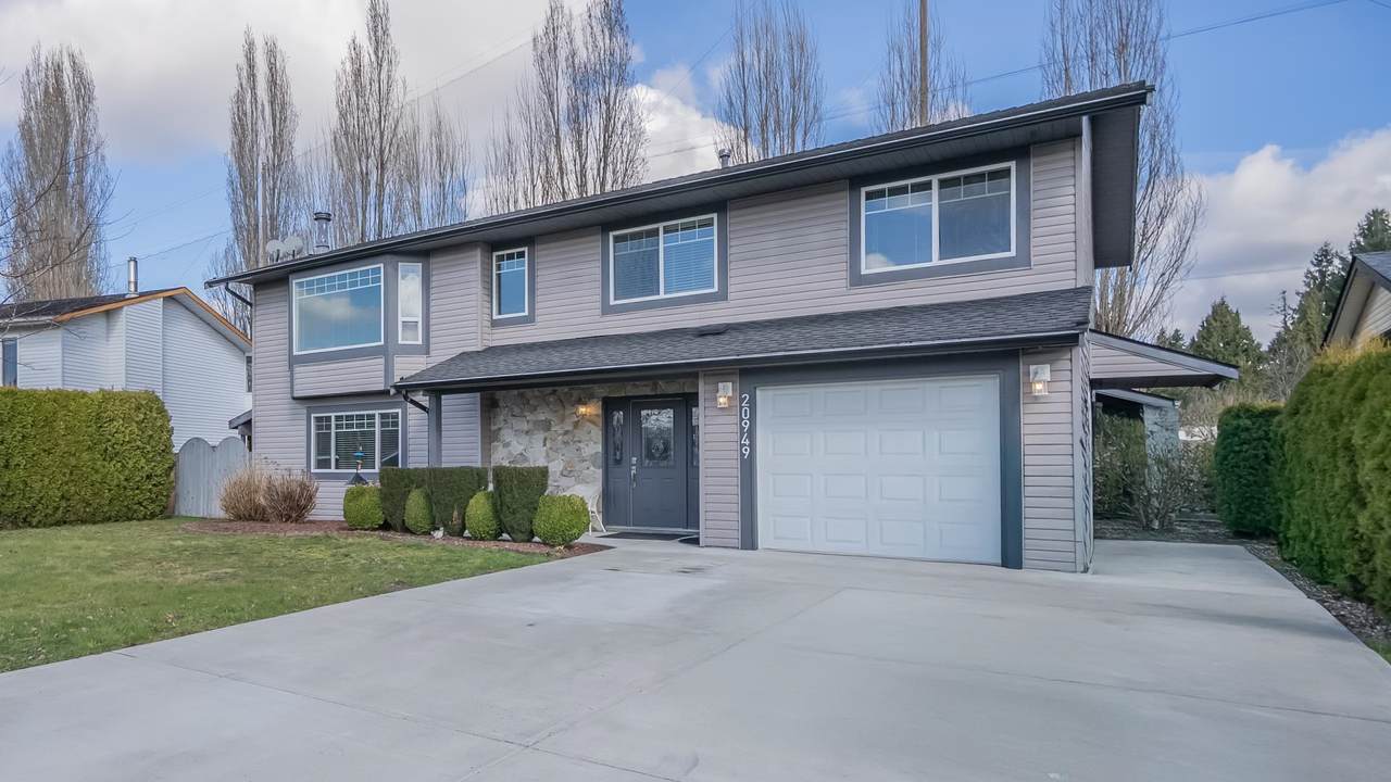 20949 52 Avenue - Photo 1