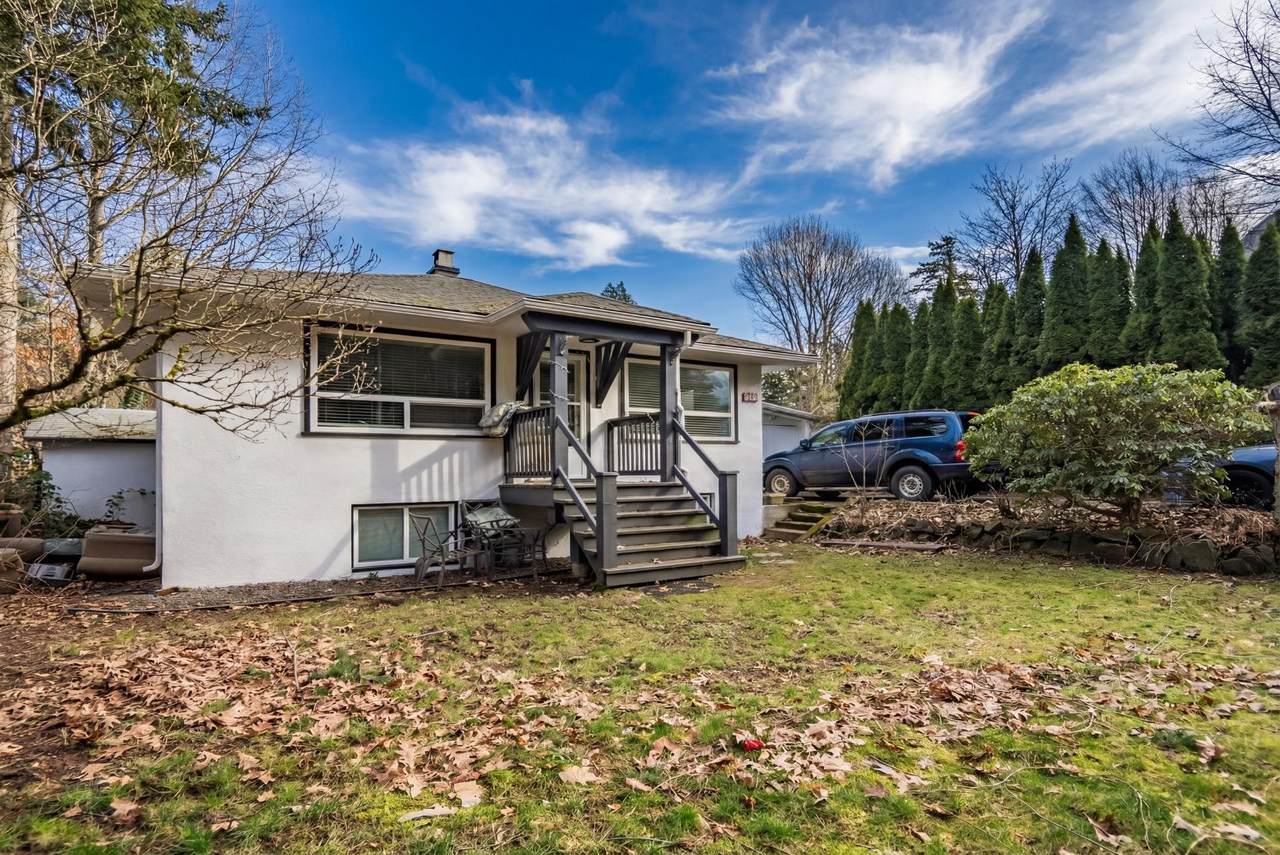 621 Water Avenue - Photo 1
