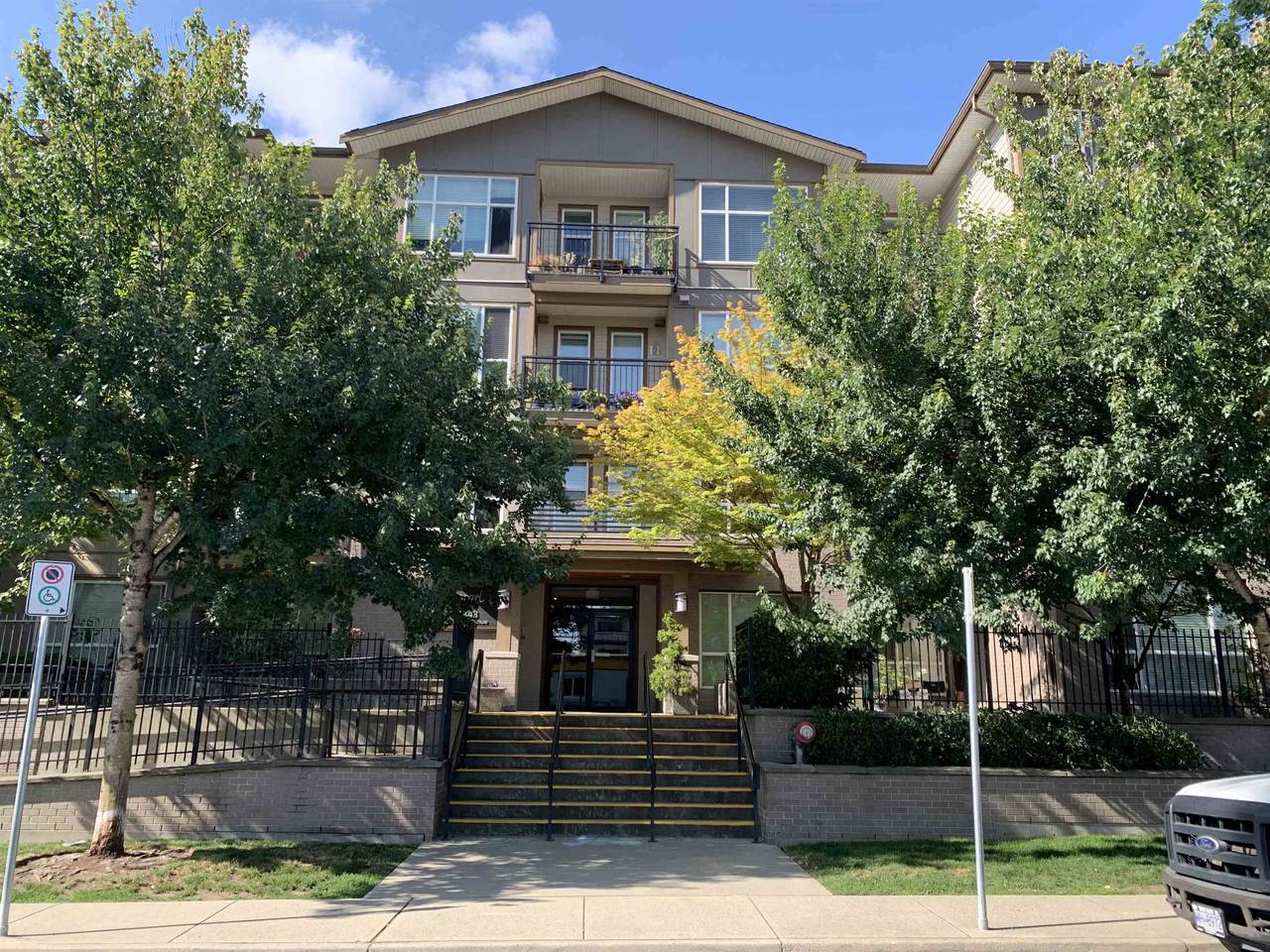 2343 Atkins Avenue - Photo 1