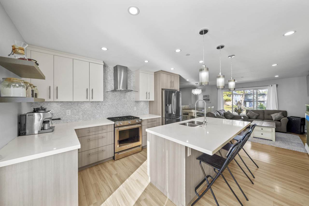 3759 Coast Meridian Road - Photo 1