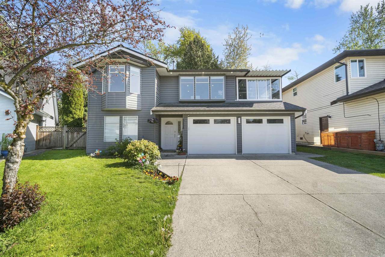 5258 197 Street - Photo 1