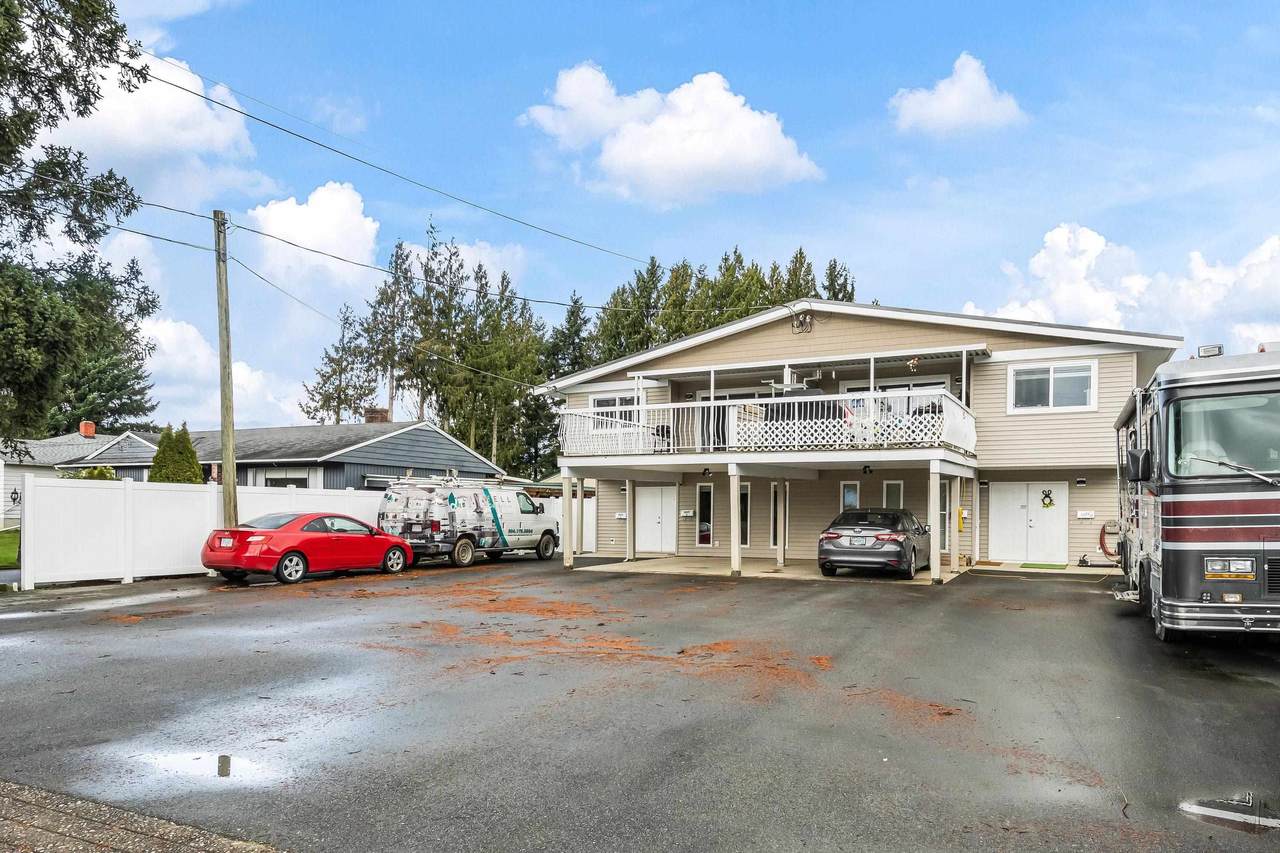 46479 Brooks Avenue - Photo 1