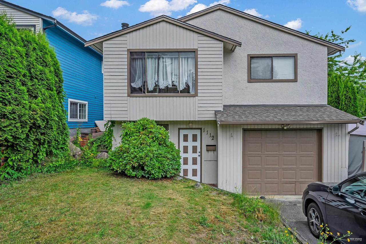 1112 Hansard Crescent - Photo 1