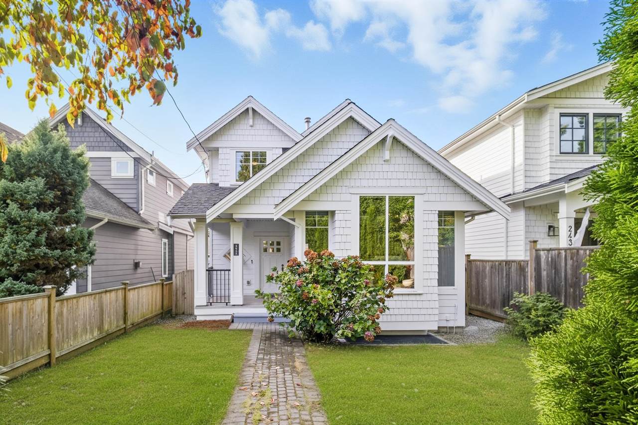 2411 George Street - Photo 1