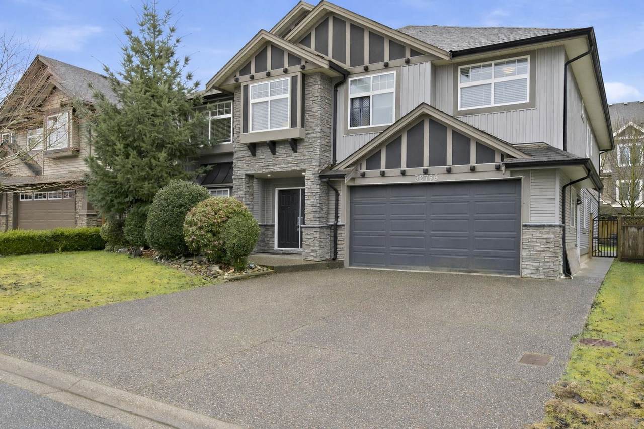 32758 Lightbody Street - Photo 1