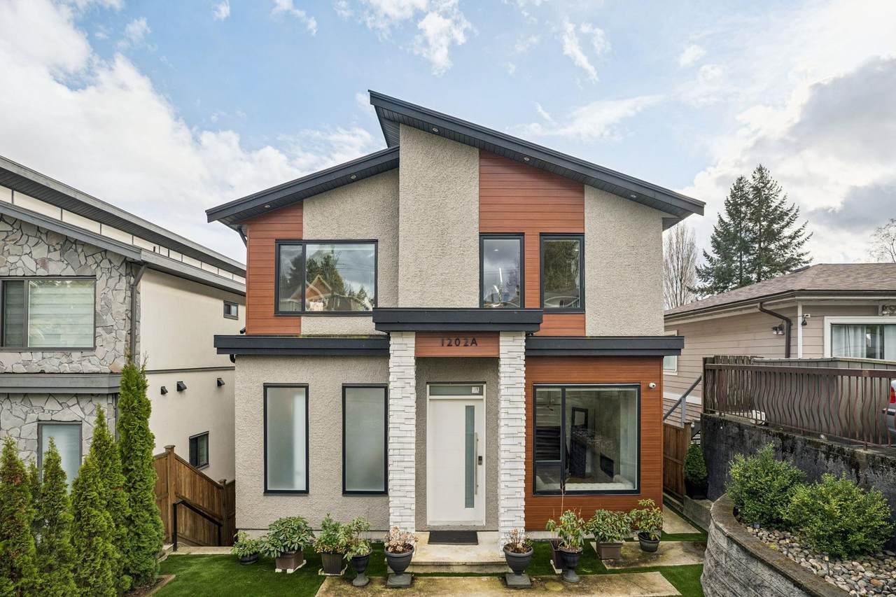 1202A Hammond Avenue - Photo 1