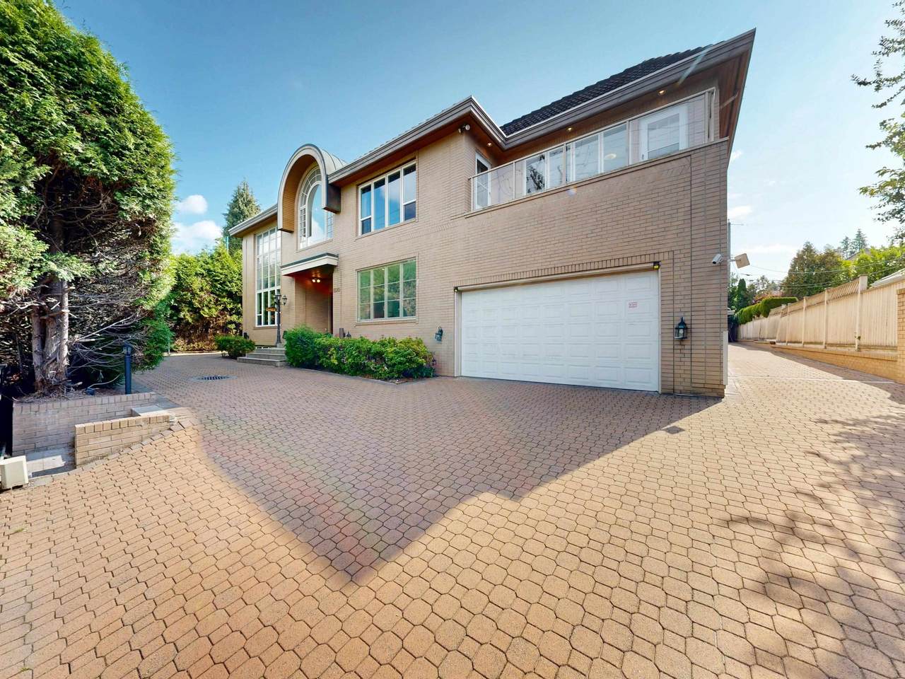 1510 33rd Avenue - Photo 1