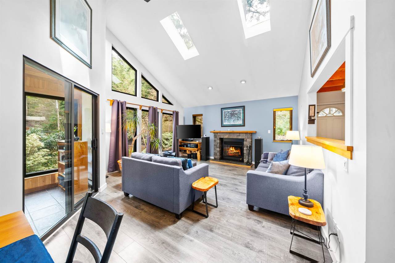 576 Cowan Road - Photo 1