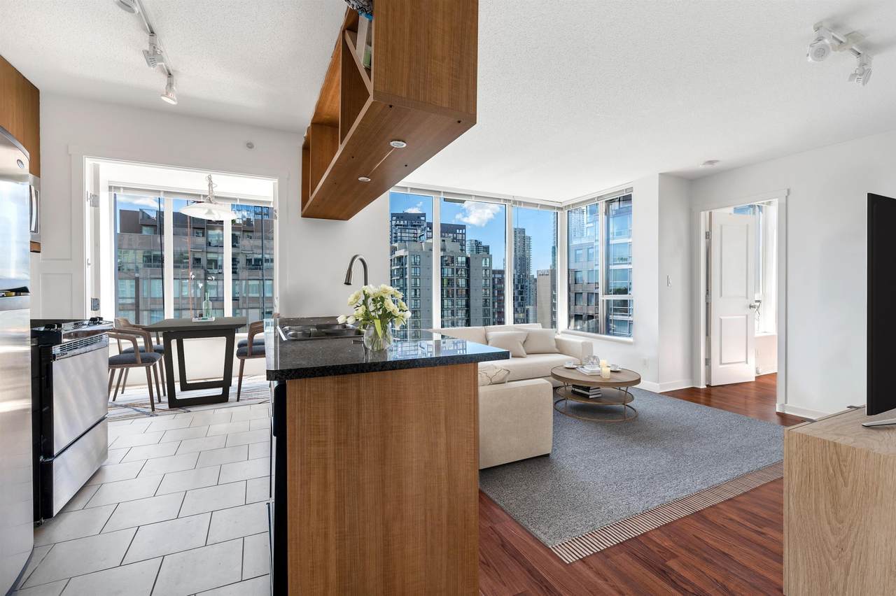 1001 Richards Street - Photo 1