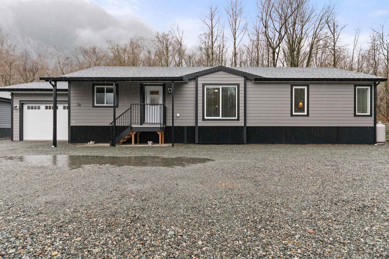 59060 Lougheed Highway - Photo 1