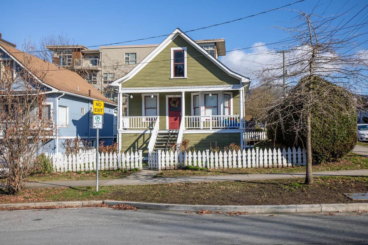 166 10th Street - Photo 1