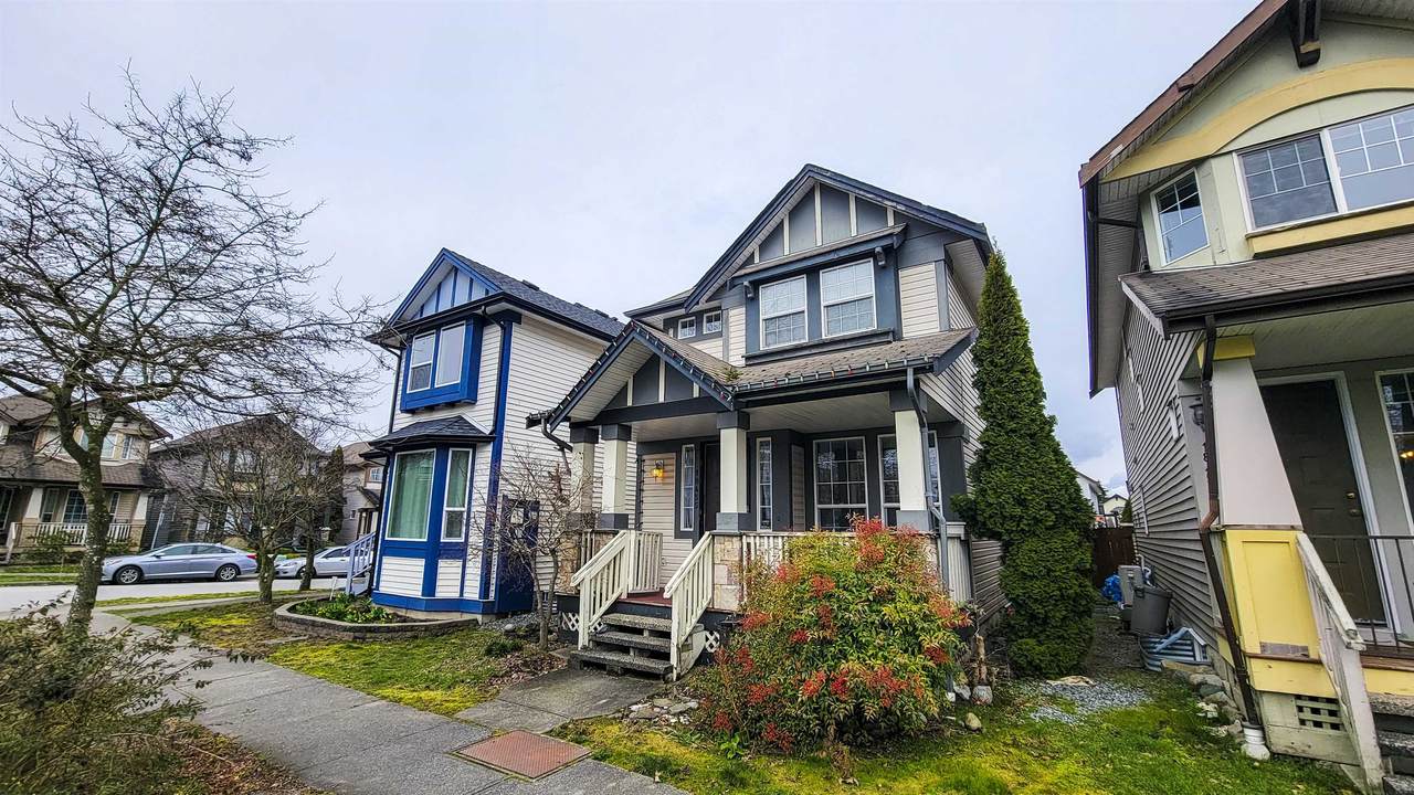 18455 67 Avenue - Photo 1