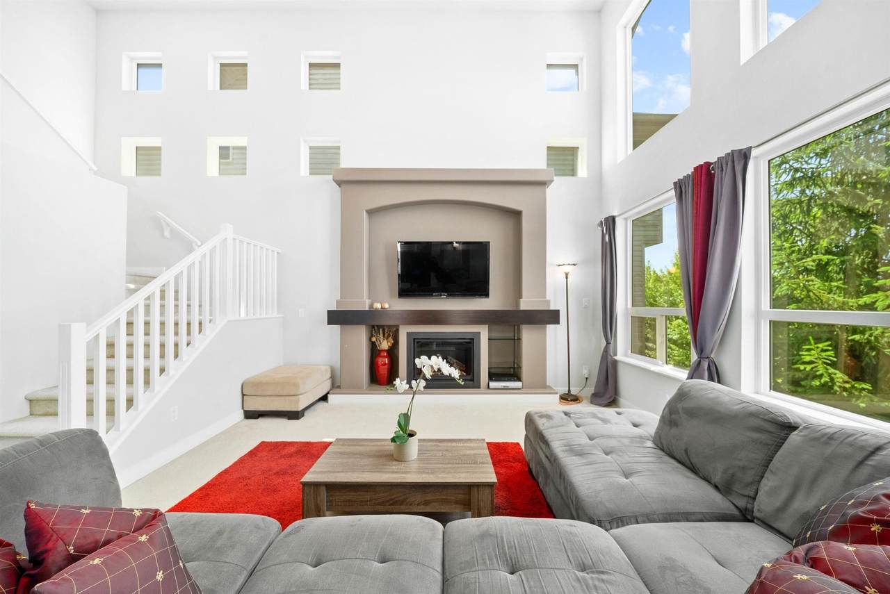 7037 178 Street - Photo 1