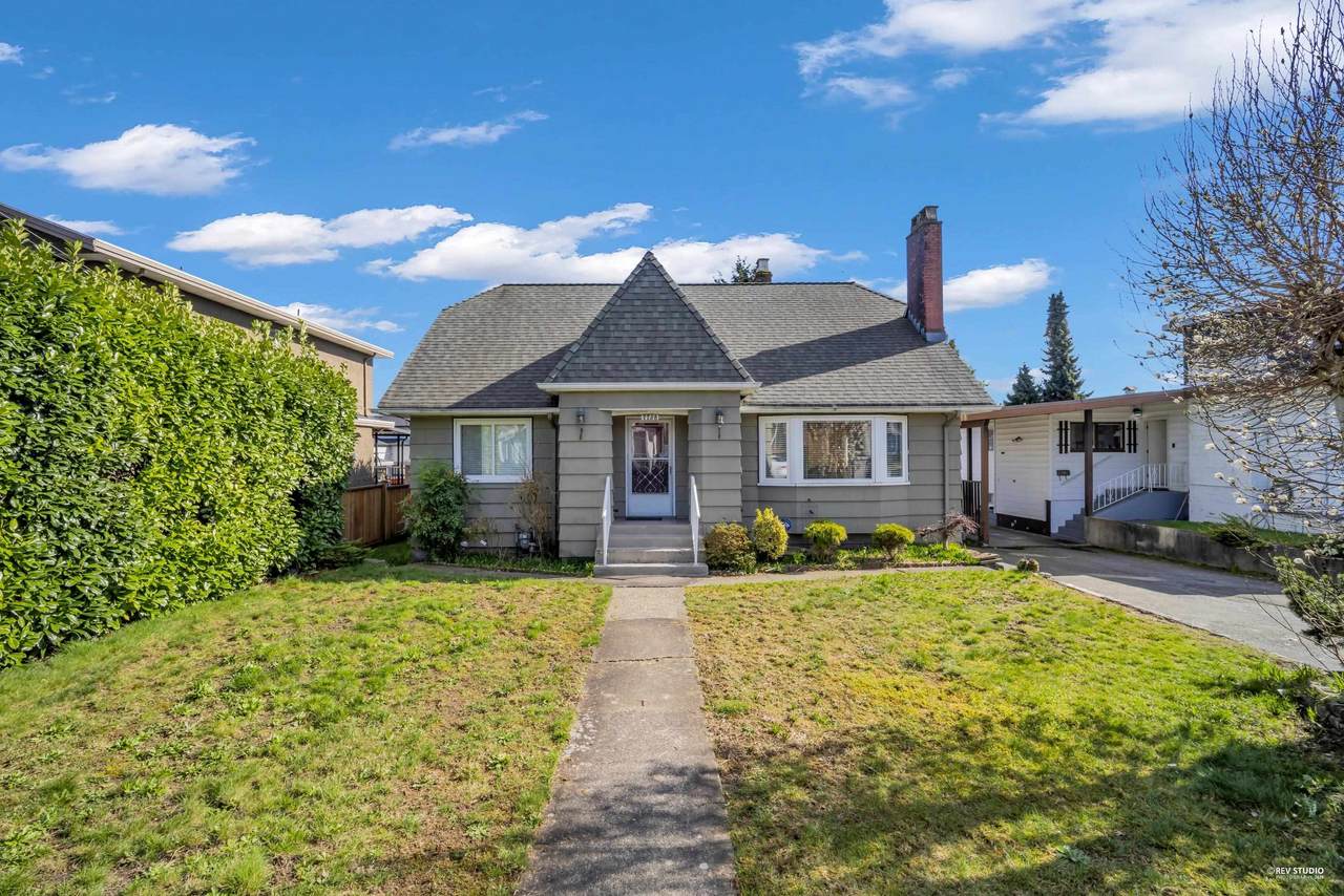 7758 15th Avenue - Photo 1