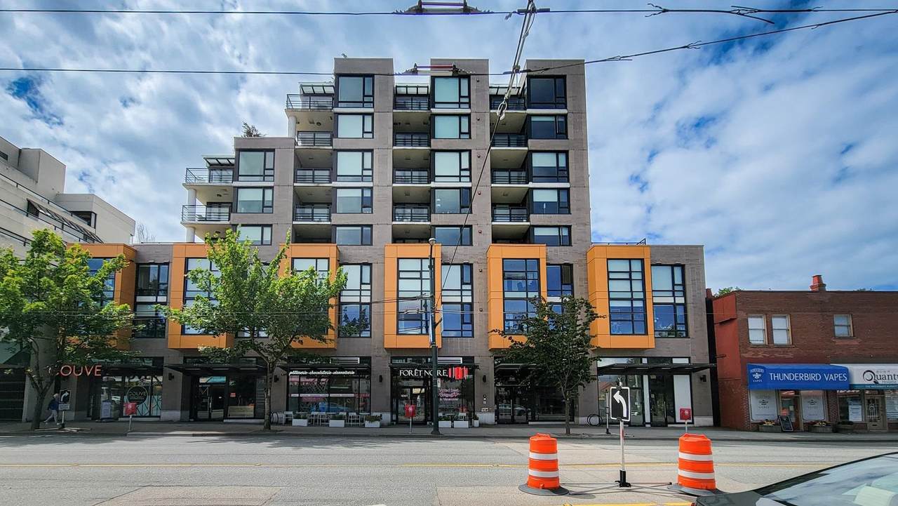 238 Broadway - Photo 1