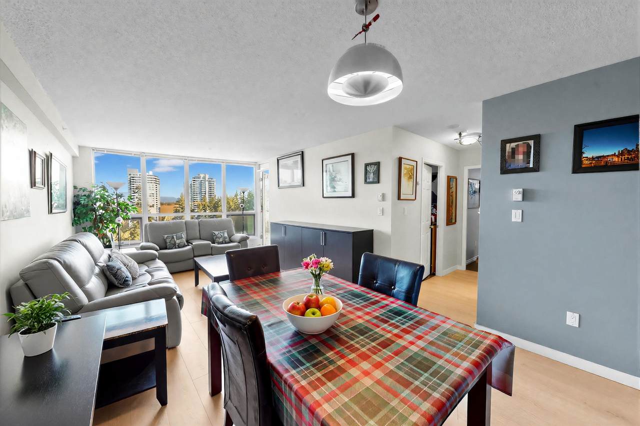 1148 Heffley Crescent - Photo 1