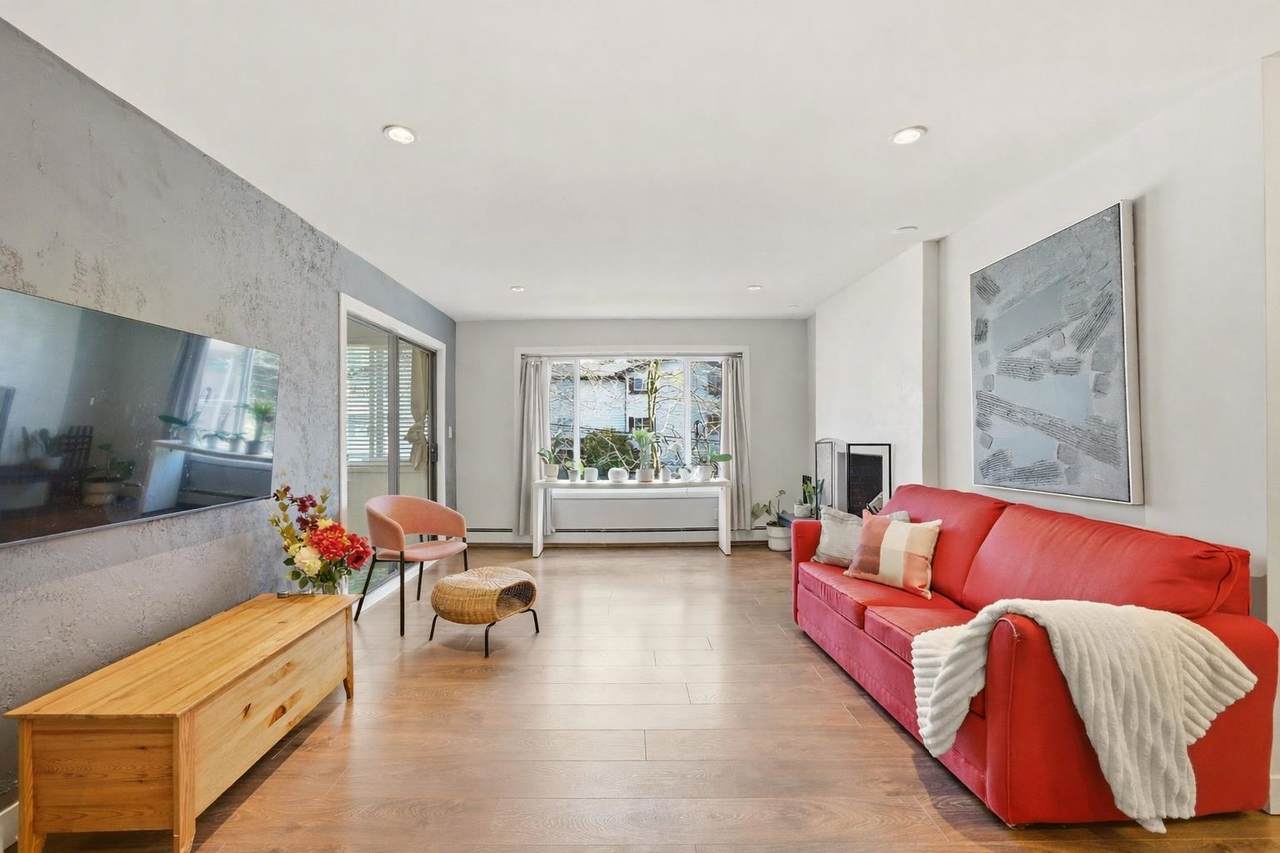 1381 Martin Street - Photo 1