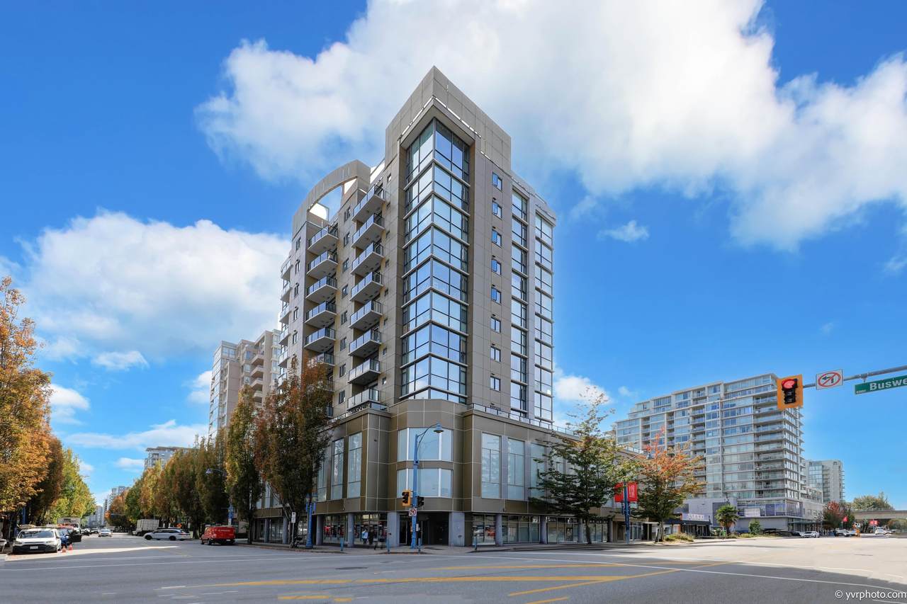 6133 Buswell Street - Photo 1