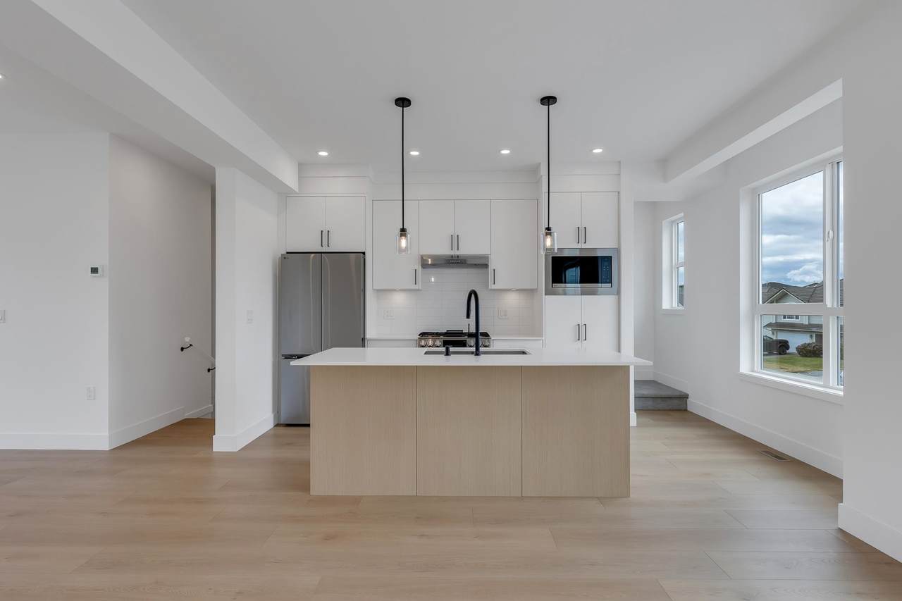 30501 Robin Drive - Photo 1