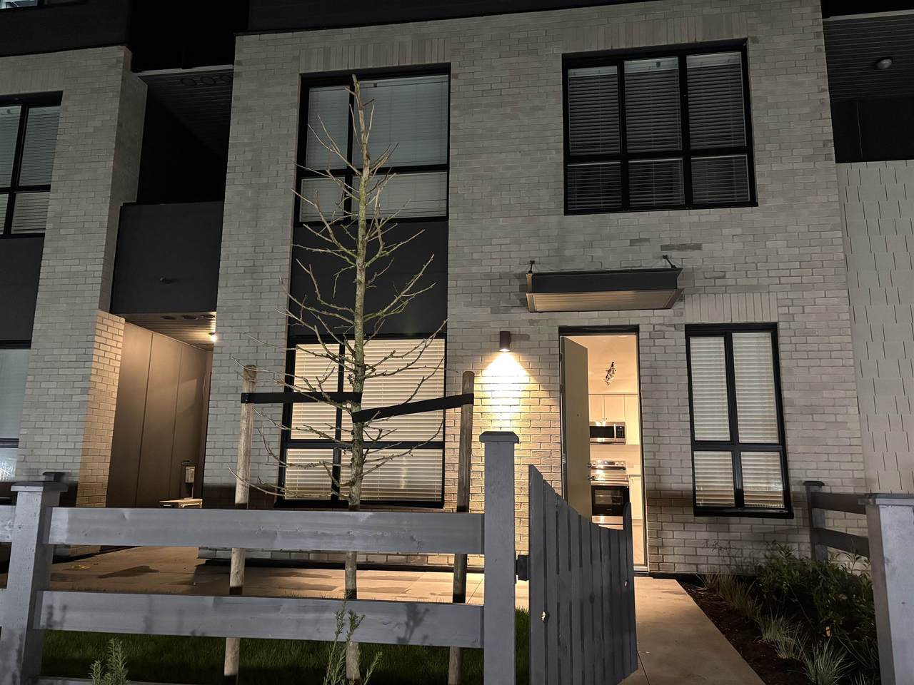 15777 85 Avenue - Photo 1